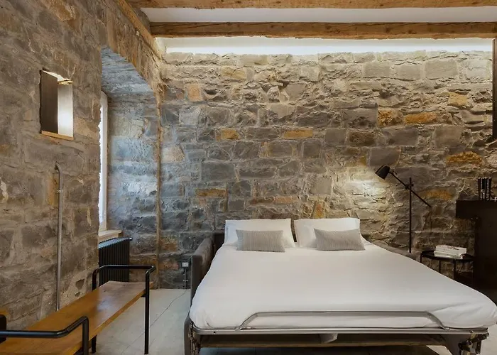 Centro I S. Michele 1 * Τεργέστη