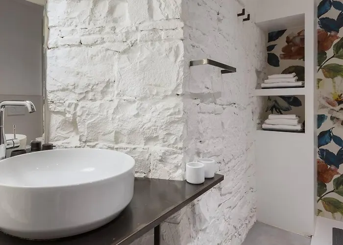 Centro I S. Michele 1 *